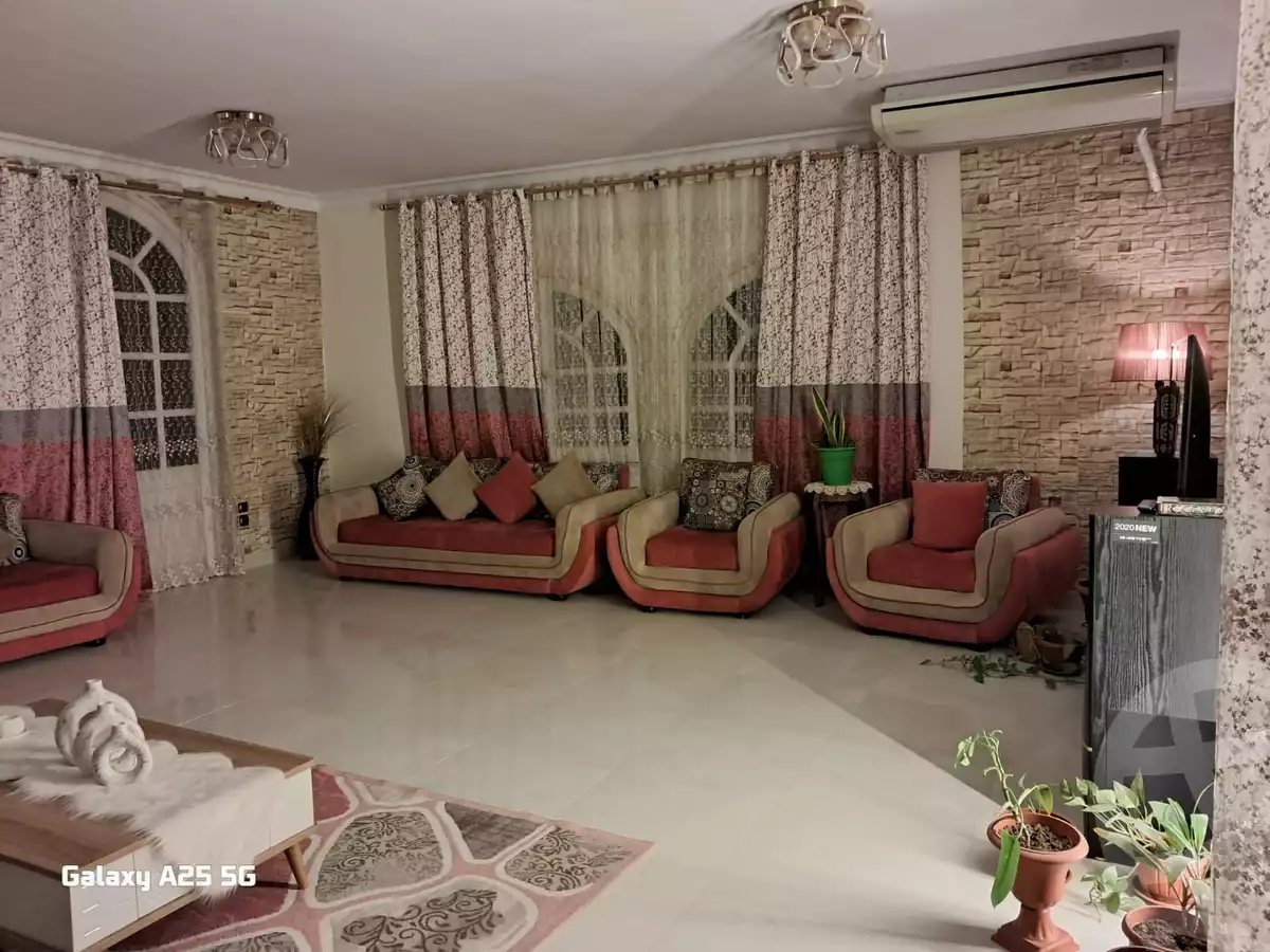 https://aqarmap.com.eg/en/listing/5850331-for-sale-cairo-new-cairo-first-settlement-neighbourhood-9-el-shaheed-mohammed-makkawi-st
