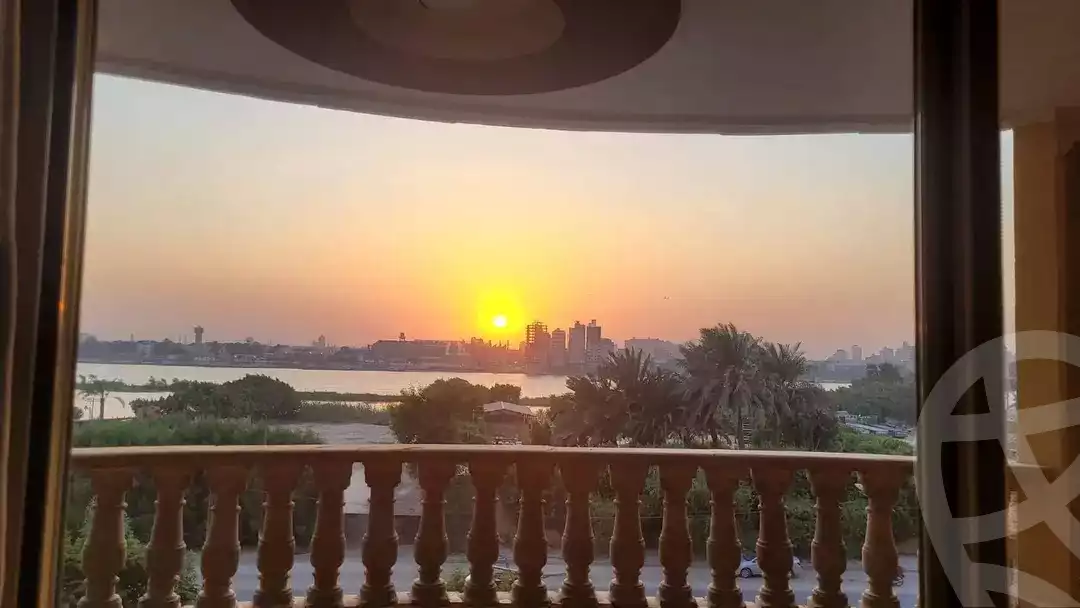 https://aqarmap.com.eg/ar/listing/5853100-for-rent-cairo-helwan-kwrnysh-hlwn