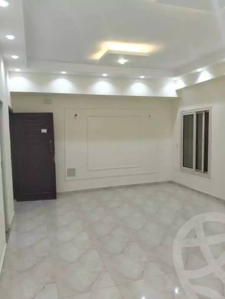 https://aqarmap.com.eg/ar/listing/5853132-for-rent-cairo-mokattam-lhdb-l-ly