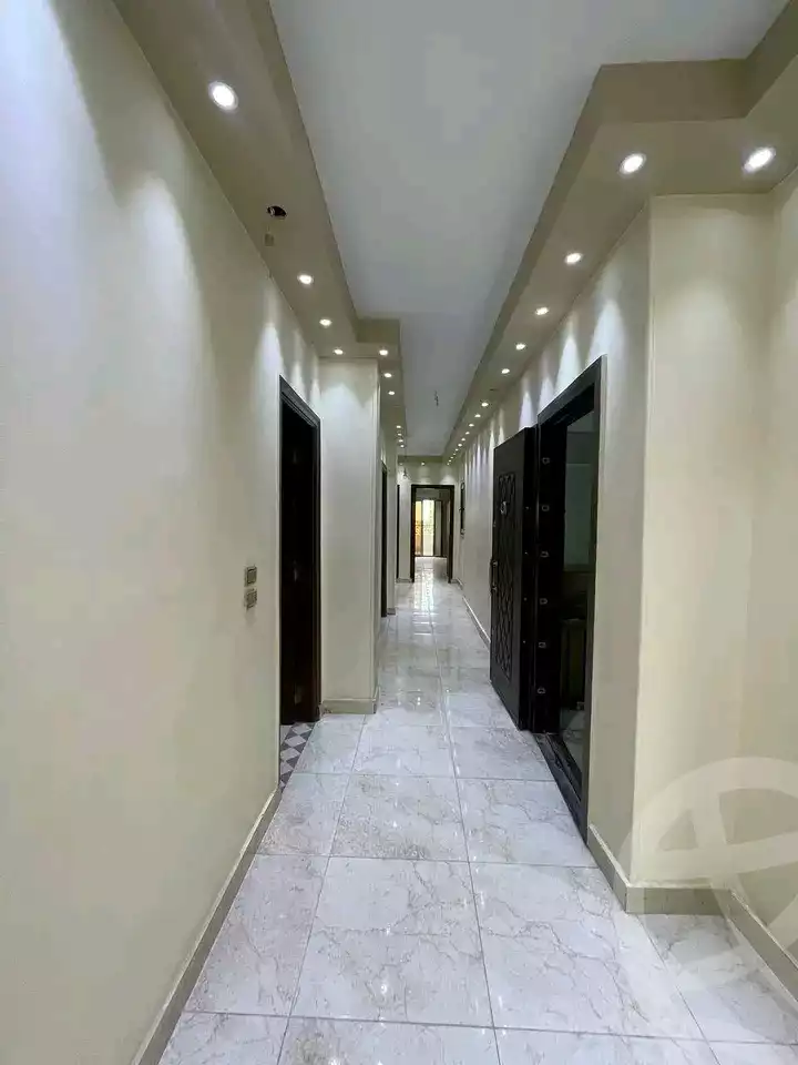 https://aqarmap.com.eg/en/listing/5852789-for-sale-cairo-mokattam-lhdb-l-ly-shareaa-9