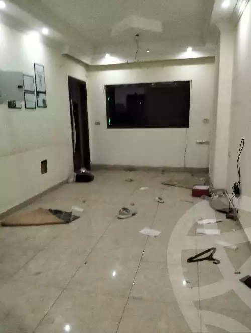 https://aqarmap.com.eg/ar/listing/5853331-for-rent-cairo-ain-shams-mnshy-lthryr