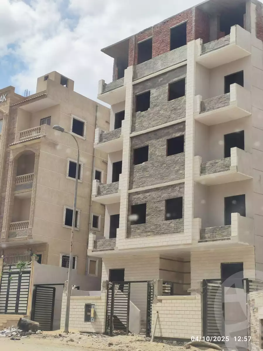 https://aqarmap.com.eg/en/listing/5853740-for-sale-cairo-6th-of-october-hadaeq-october-lmntq-lsyhy-b