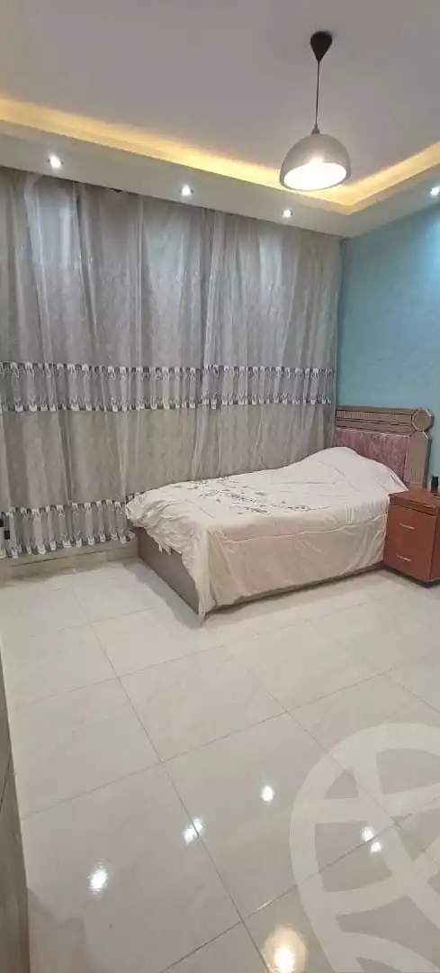 https://aqarmap.com.eg/ar/listing/5854153-for-sale-cairo-6th-of-october-featured-neighborhood-first-touristic-village-el-shaheed-mohammed-abdul-latif-alshimi-st