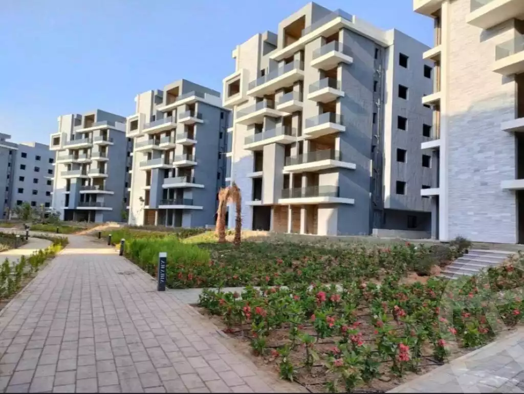https://aqarmap.com.eg/en/listing/5854214-for-sale-cairo-6th-of-october-hadaeq-october-kmbwnd-fy-hdyq-ktwbr-sun-capital