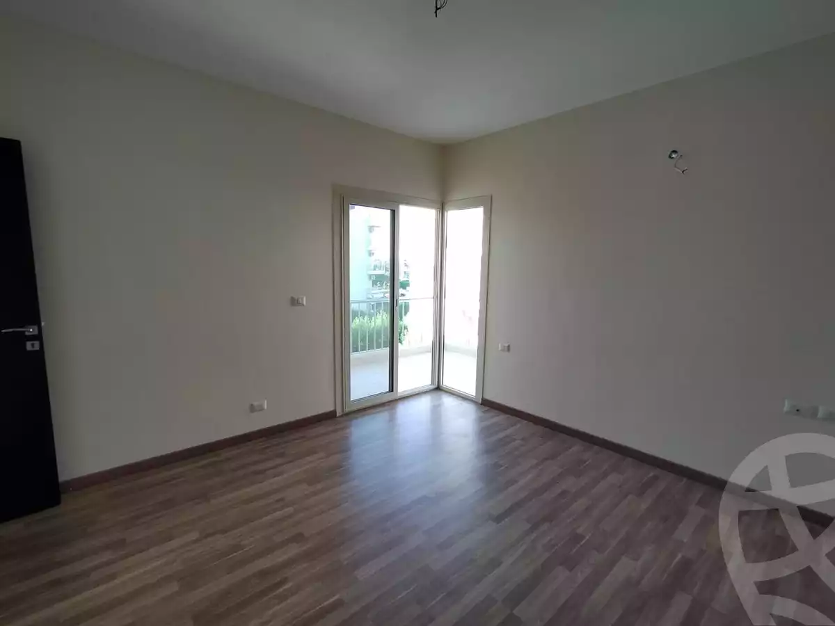 https://aqarmap.com.eg/ar/listing/5854280-for-sale-cairo-el-sheikh-zayed-city-compounds-dh-drys