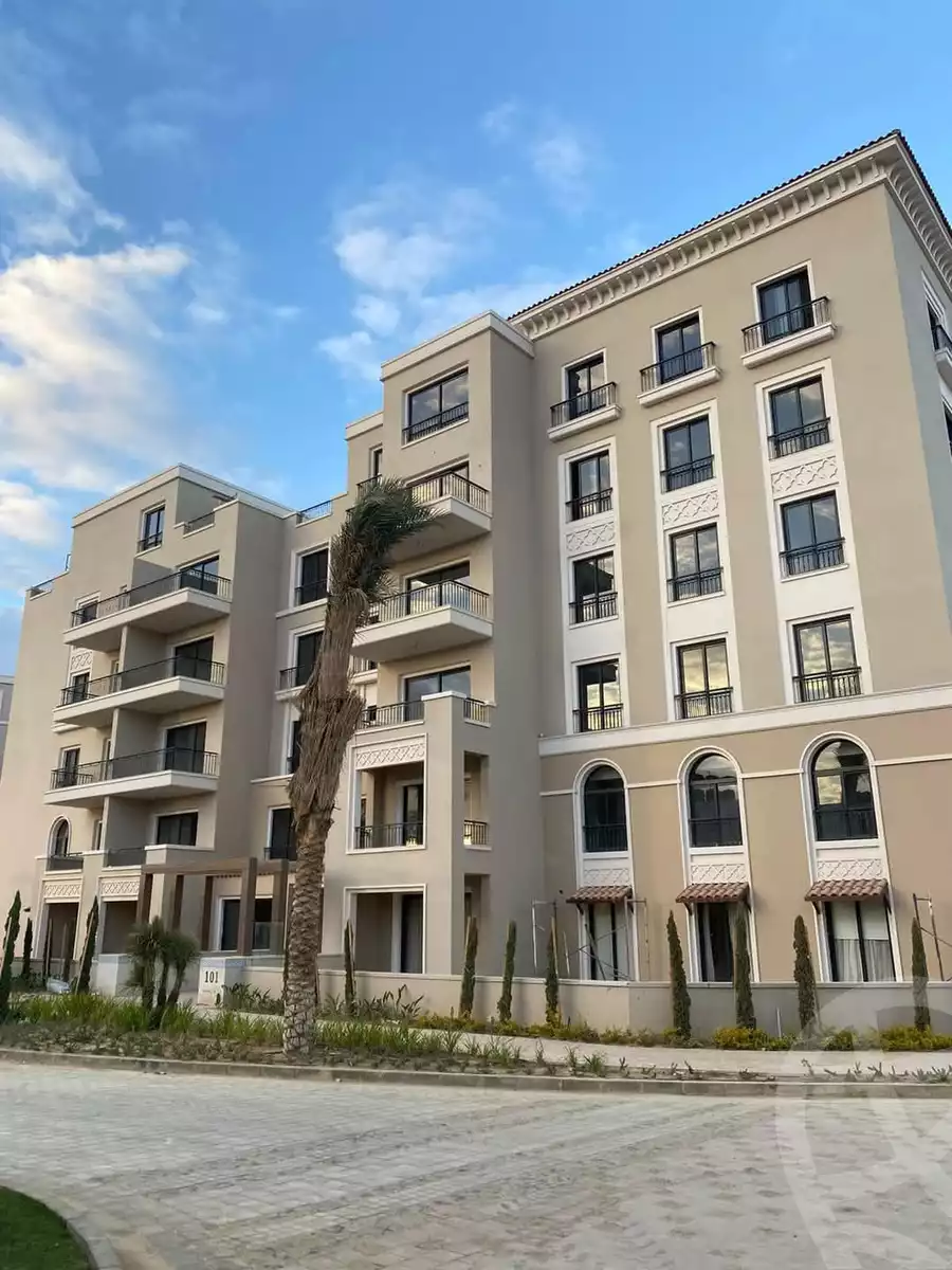 https://aqarmap.com.eg/ar/listing/5854339-for-sale-cairo-el-sheikh-zayed-city-compounds-kmbwnd-fyldj-wyst-dr-llttwyr
