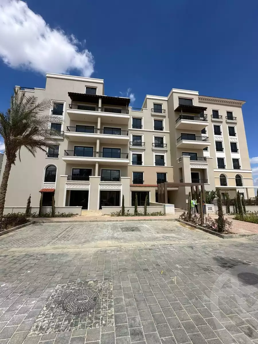 https://aqarmap.com.eg/en/listing/5854429-for-sale-cairo-el-sheikh-zayed-city-compounds-kmbwnd-fyldj-wyst-dr-llttwyr