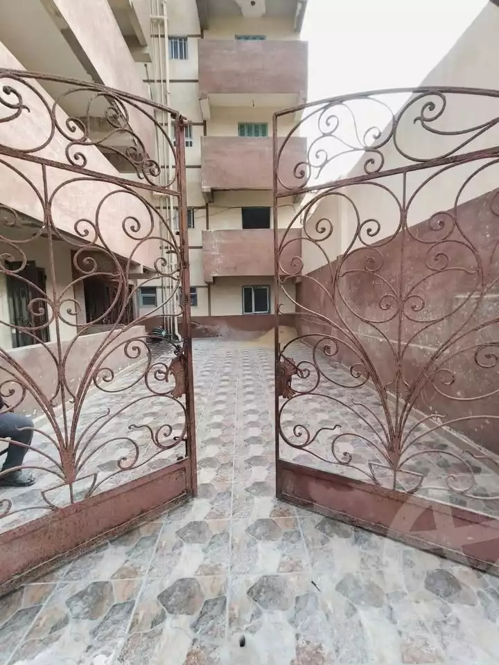 https://aqarmap.com.eg/en/listing/5855411-for-sale-alexandria-l-jmy-el-hanouvel-al-haded-we-al-soulb-st