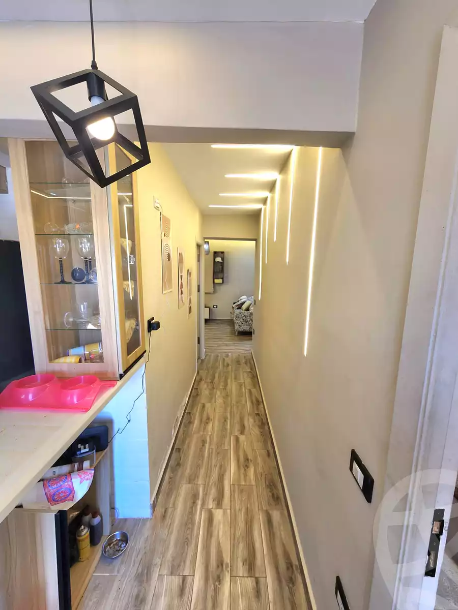 https://aqarmap.com.eg/ar/listing/5855993-for-sale-alexandria-new-miami-compounds-new-miami-doctors-city