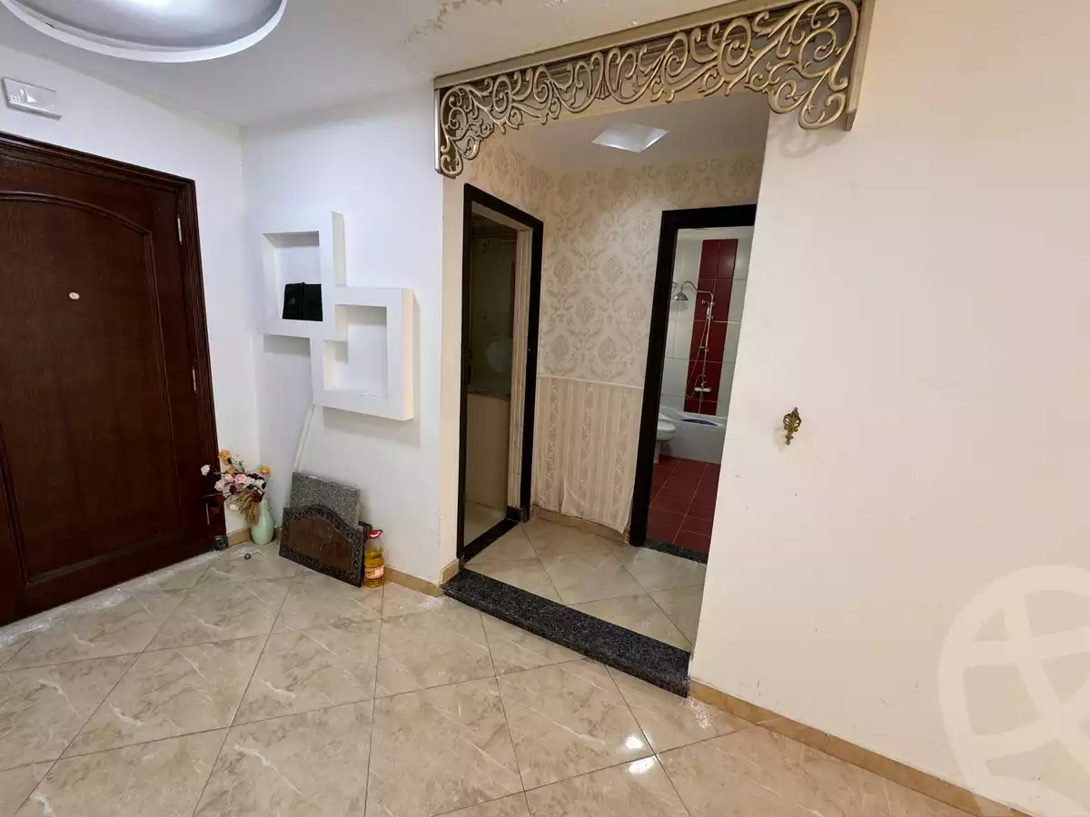 https://aqarmap.com.eg/ar/listing/5857519-for-rent-alexandria-sydy-bshr-sydy-bshr-bhry-mansour-el-qady-st