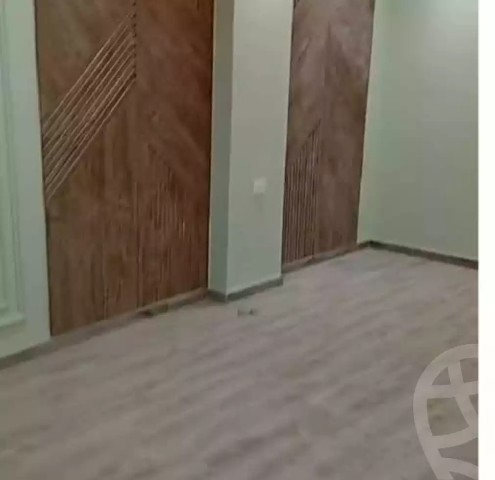 https://aqarmap.com.eg/en/listing/5859212-for-sale-asyut-asyut-city-el-helaly-st
