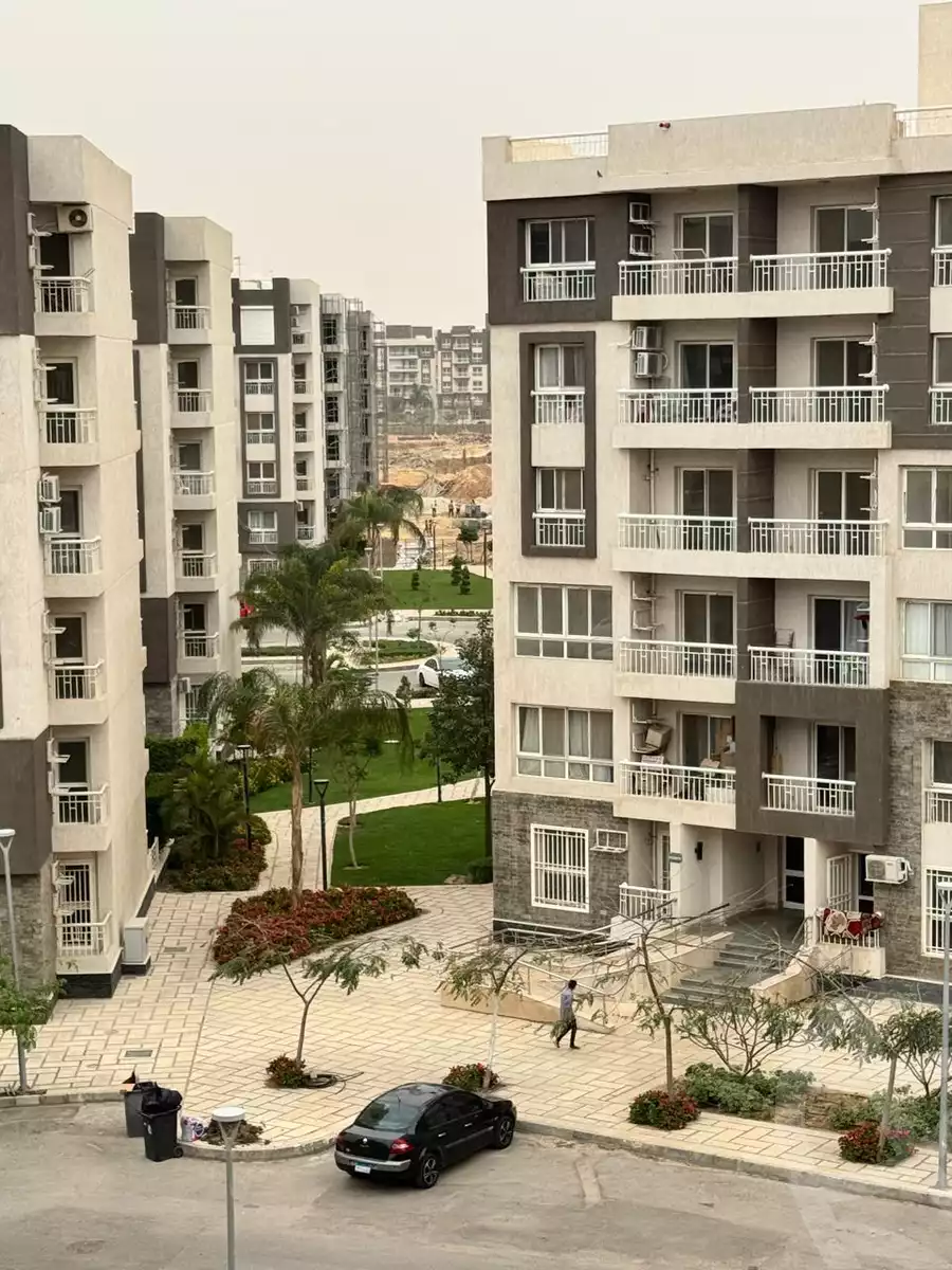 https://aqarmap.com.eg/en/listing/5860460-for-sale-cairo-new-cairo-madinaty-twelfth-zone-buildings
