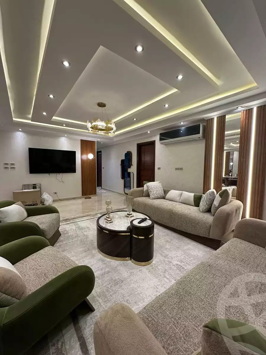 https://aqarmap.com.eg/en/listing/5860549-for-sale-cairo-new-cairo-compounds-mwrd-fq-llttwyr