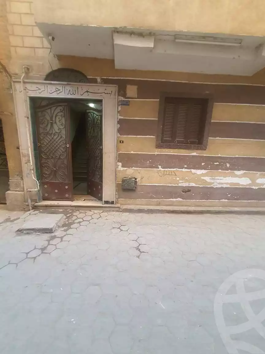 https://aqarmap.com.eg/en/listing/5861364-for-sale-cairo-shoubra-hussein-amin-st