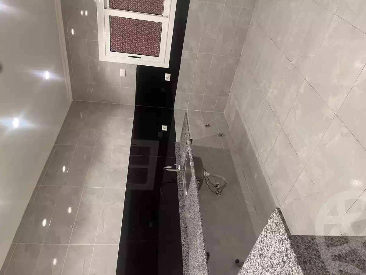 https://aqarmap.com.eg/ar/listing/5862805-for-rent-cairo-new-cairo-el-kornfol-el-kornfol-5