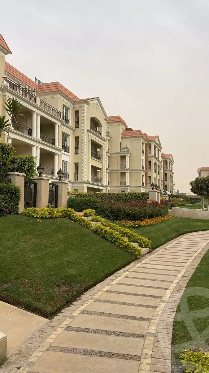 https://aqarmap.com.eg/en/listing/5092450-for-sale-cairo-new-cairo-compounds-cairo-new-cairo-compounds-regents-park