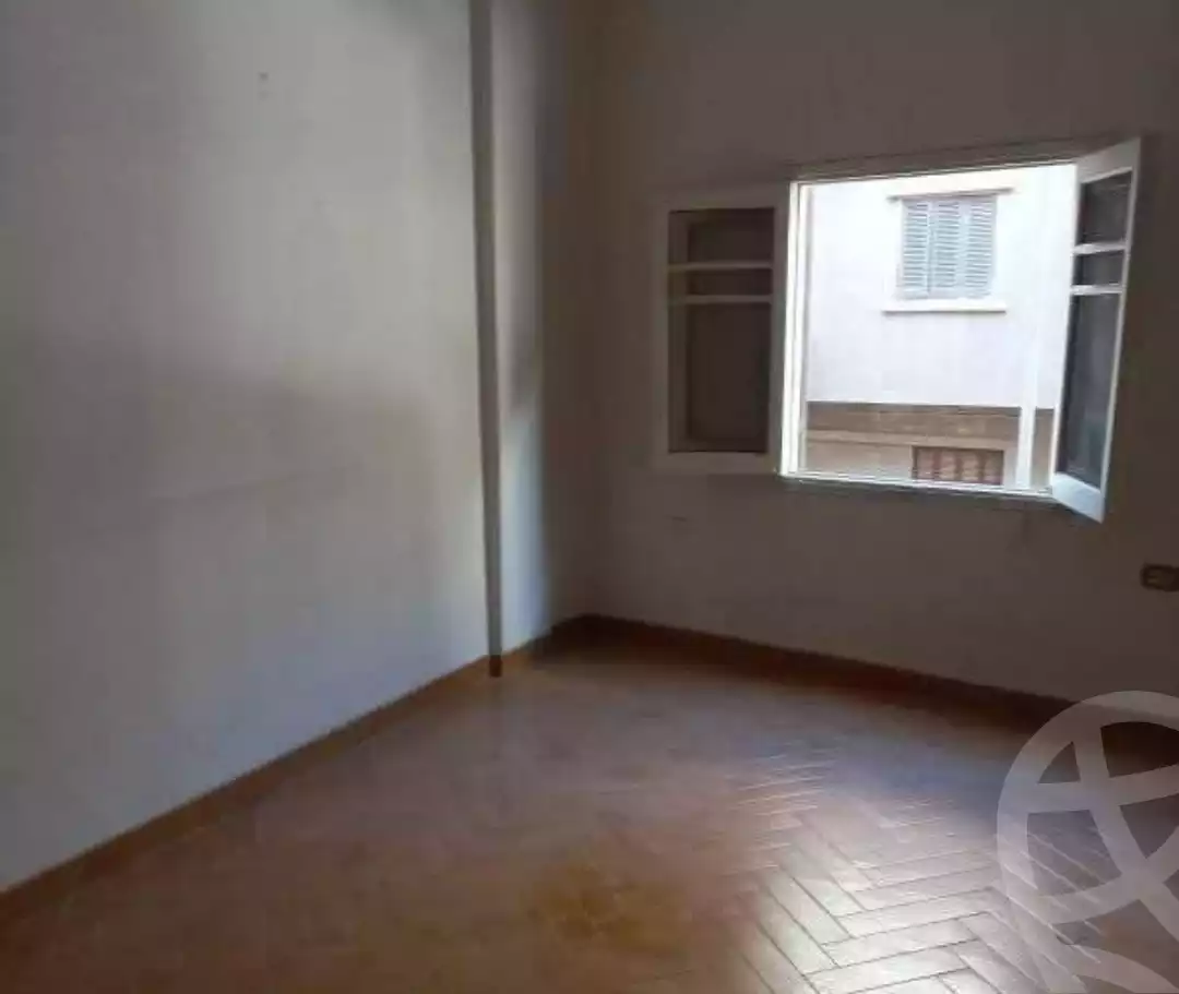 https://aqarmap.com.eg/en/listing/5862970-for-rent-asyut-asyut-city-el-gomhoreya-st