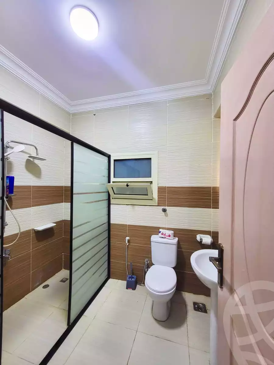 https://aqarmap.com.eg/en/listing/5863142-for-rent-cairo-new-cairo-compounds-el-mostashareen-compound