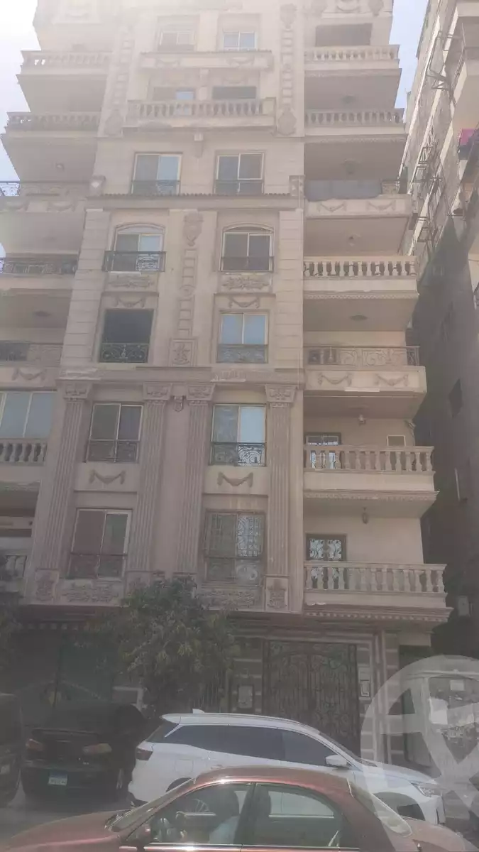 https://aqarmap.com.eg/ar/listing/5861335-for-sale-cairo-heliopolis-gesr-elsuez-madinat-el-herafeyen