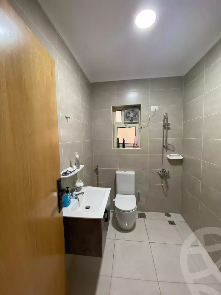 https://aqarmap.com.eg/ar/listing/5863308-for-sale-cairo-new-cairo-compounds-mwntn-fyw-y-syty-club-park-mountain-view-icity