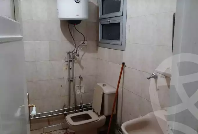 https://aqarmap.com.eg/ar/listing/5863387-for-rent-alexandria-el-mandara