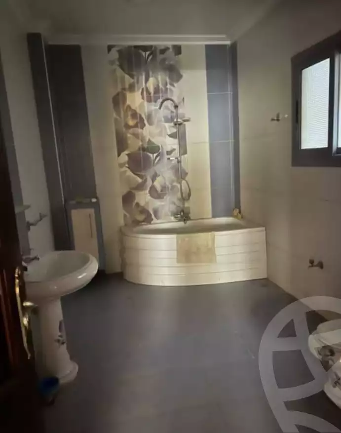 https://aqarmap.com.eg/en/listing/5864423-for-sale-cairo-helwan-hadayek-helwan-gamal-abd-el-nasir