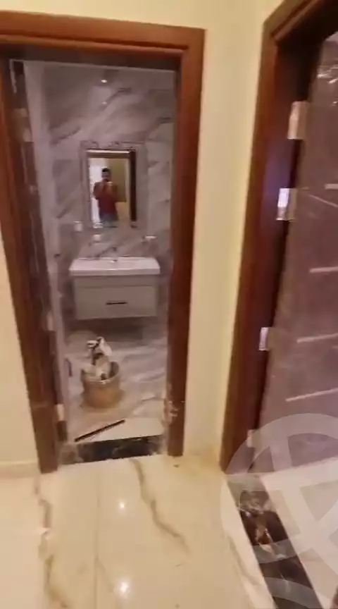 https://aqarmap.com.eg/en/listing/5864439-for-sale-cairo-el-mohandesen-shareaa-shehab