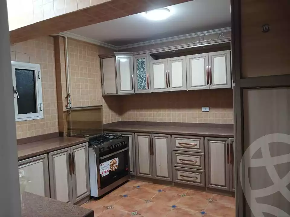 https://aqarmap.com.eg/en/listing/5866487-for-rent-alexandria-glim
