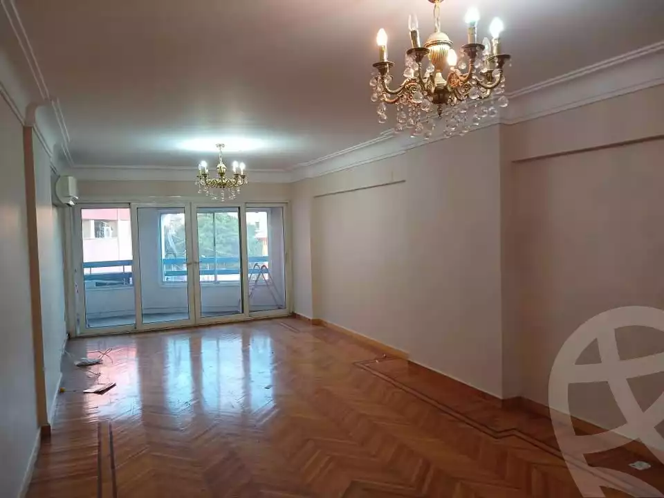 https://aqarmap.com.eg/en/listing/5866487-for-rent-alexandria-glim