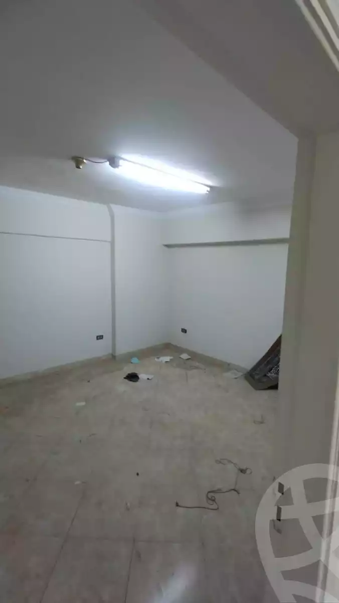 https://aqarmap.com.eg/en/listing/5867021-for-sale-cairo-helwan-helwan-el-sharkeya-mostafa-safwat-st