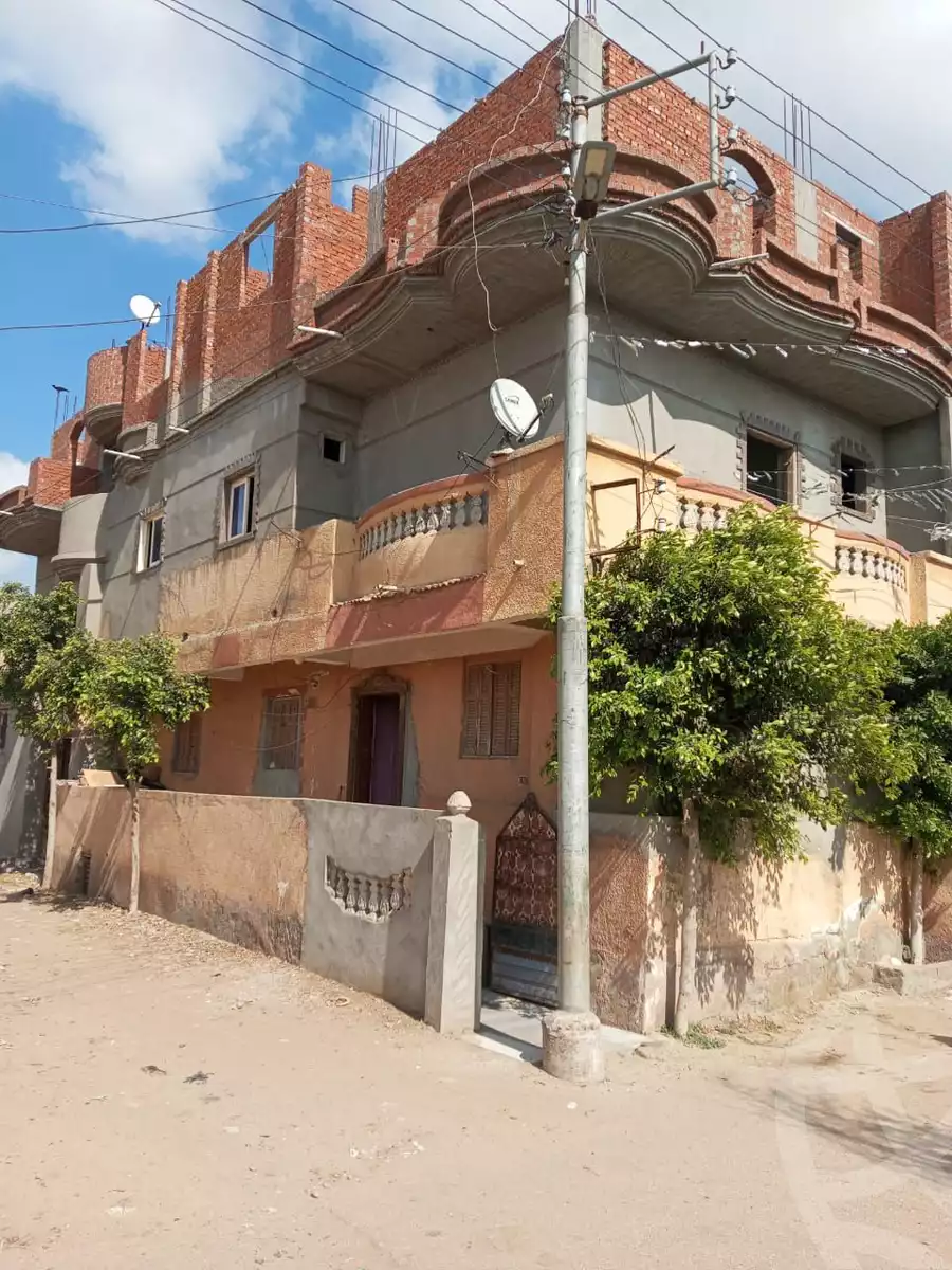 https://aqarmap.com.eg/en/listing/5867422-for-sale-beheira-damanhour-damanhour-city