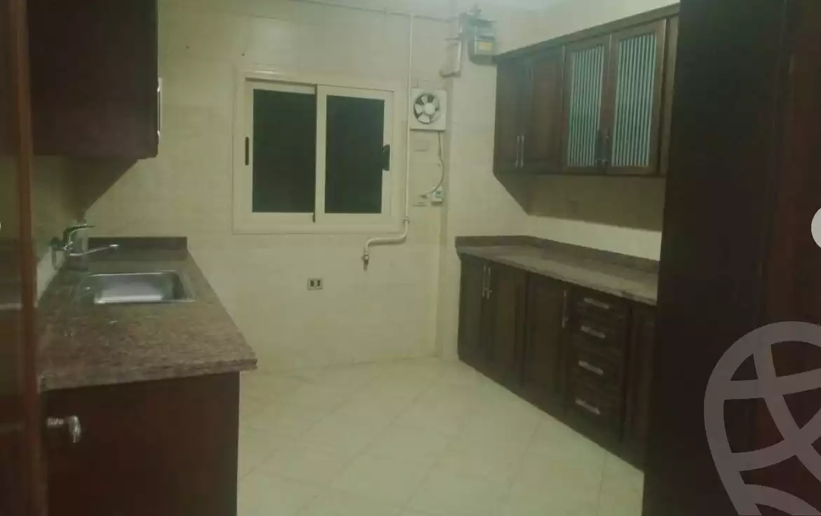 https://aqarmap.com.eg/ar/listing/5867646-for-rent-cairo-mokattam-lhdb-l-ly