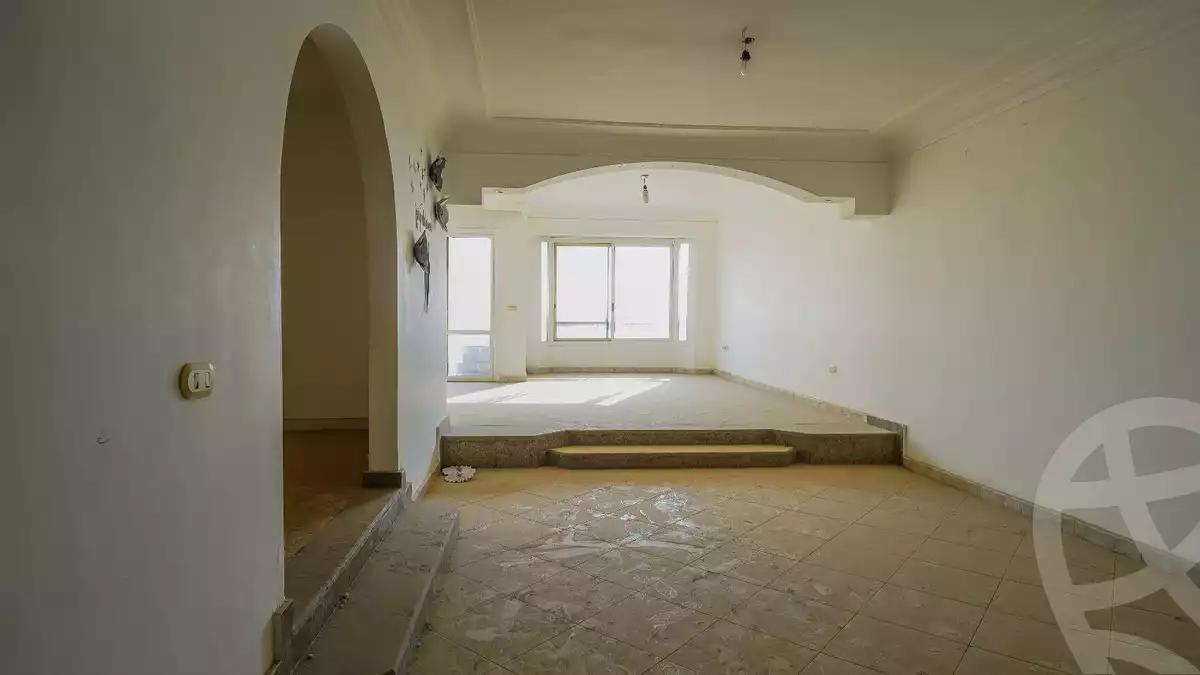 https://aqarmap.com.eg/en/listing/5869795-for-sale-cairo-mokattam-lhdb-l-ly
