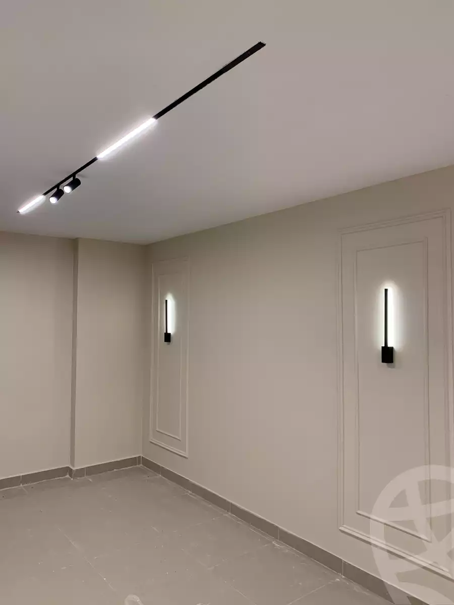https://aqarmap.com.eg/ar/listing/5871076-for-sale-cairo-new-cairo-compounds-light-city