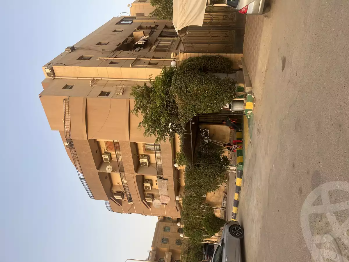 https://aqarmap.com.eg/en/listing/5871316-for-sale-cairo-new-cairo-first-settlement-neighbourhood-10
