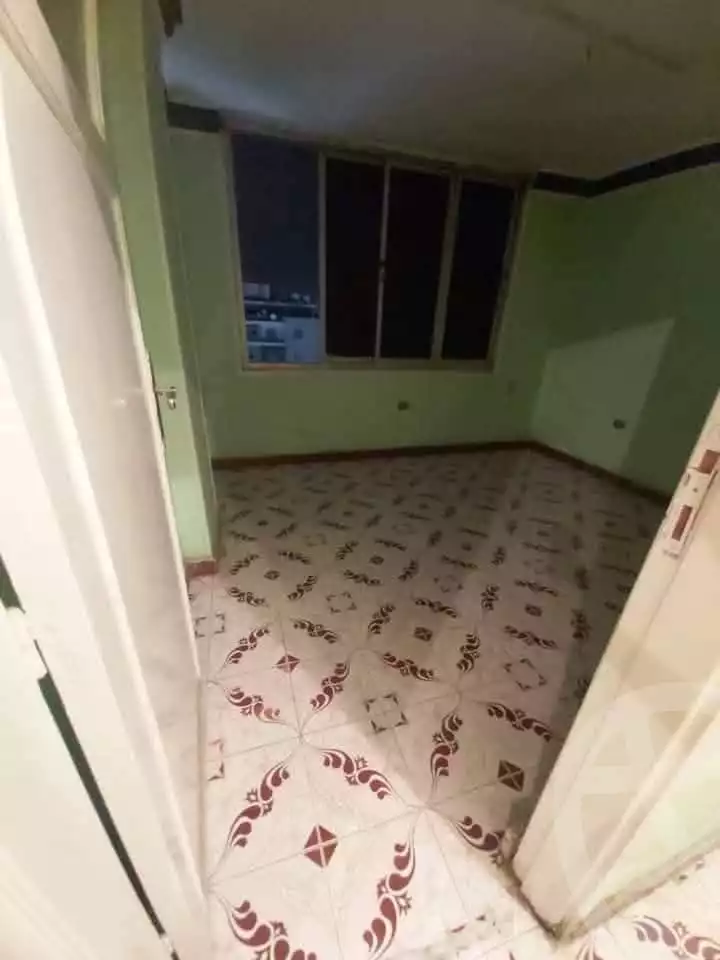 https://aqarmap.com.eg/ar/listing/5871413-for-sale-cairo-helwan-mnshy-yn-hlwn-mansour-st