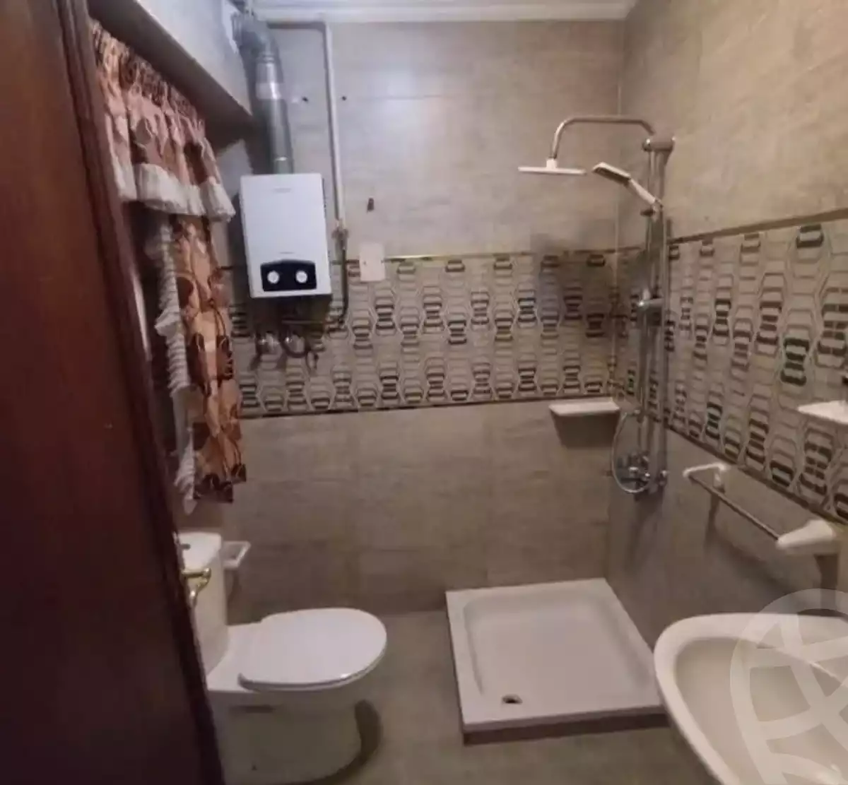 https://aqarmap.com.eg/en/listing/5871807-for-rent-cairo-mokattam-el-hadabah-el-wosta-rd-lmbhth