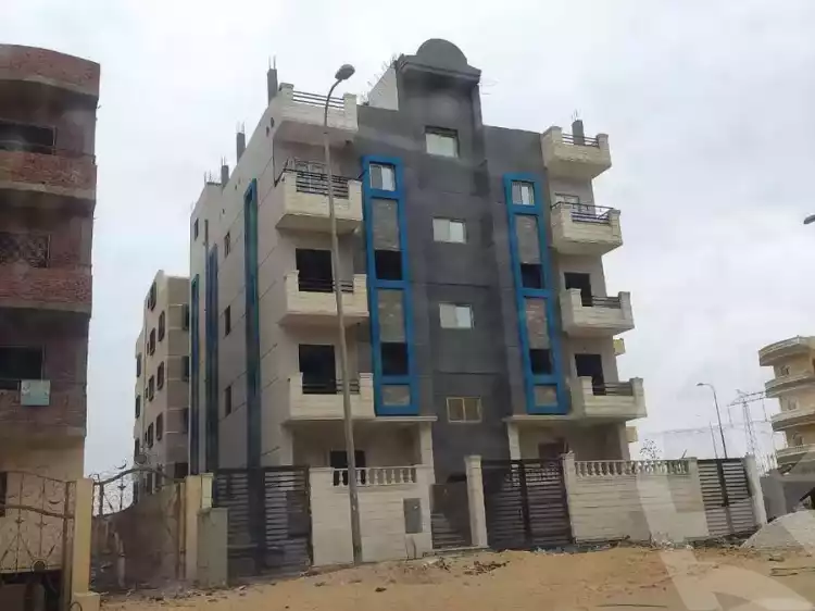 https://aqarmap.com.eg/en/listing/5872517-for-sale-cairo-6th-of-october-hadaeq-october-lmntq-lsyhy