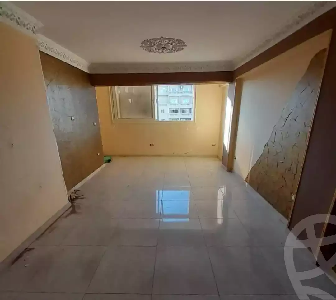 https://aqarmap.com.eg/en/listing/5873086-for-sale-alexandria-shds