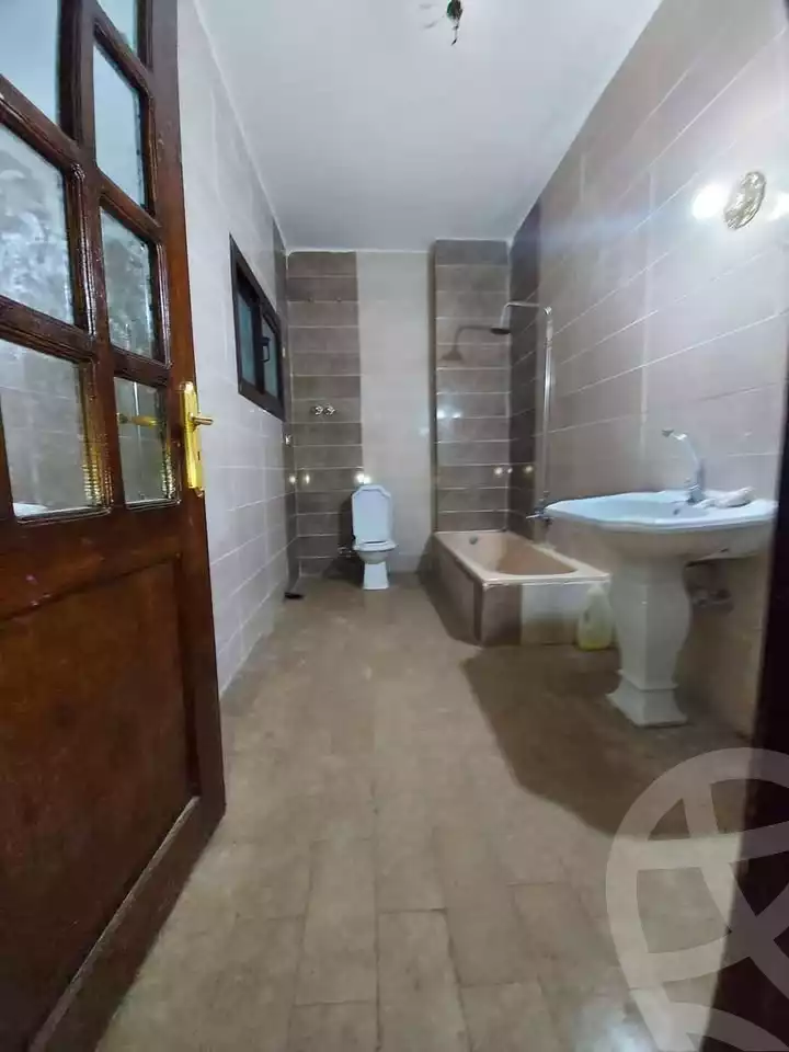 https://aqarmap.com.eg/en/listing/5873907-for-sale-cairo-mokattam-lhdb-l-ly-shareaa-9