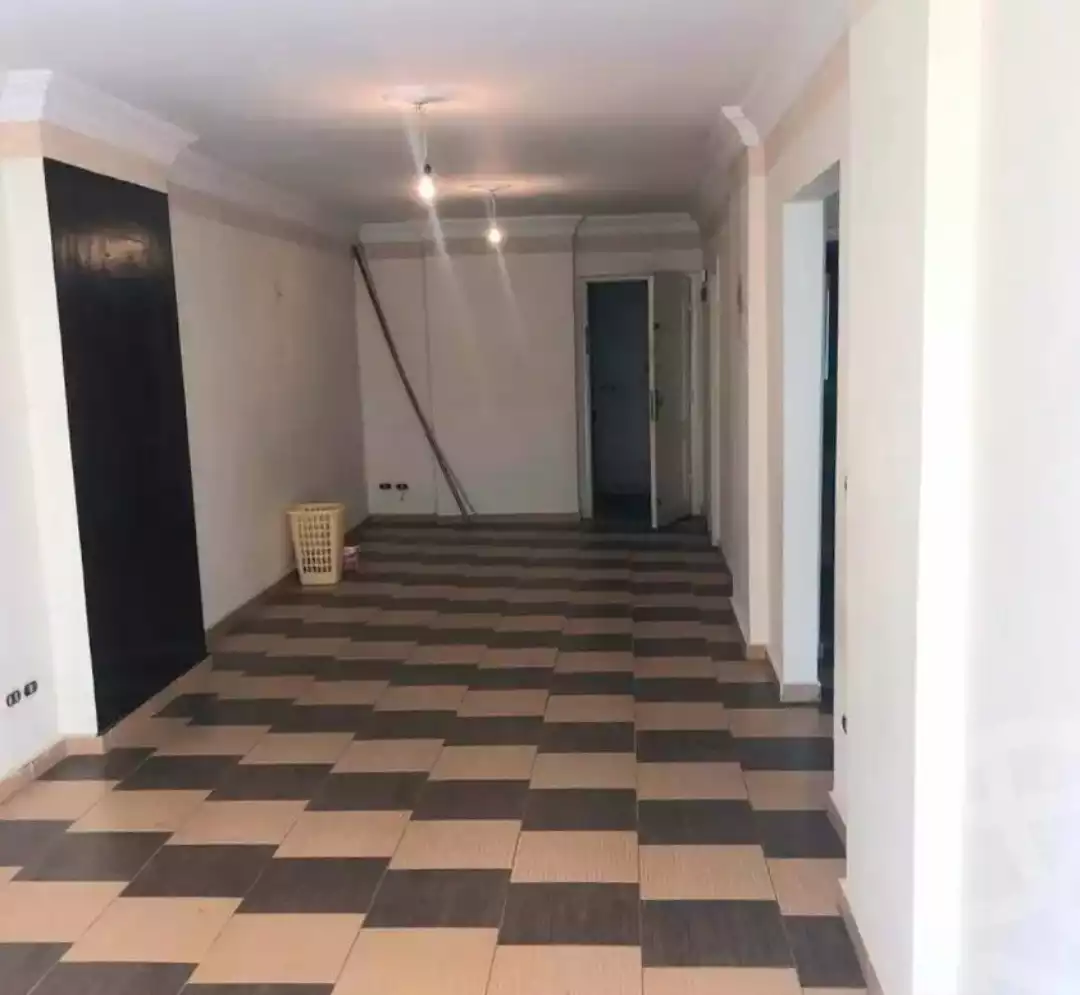 https://aqarmap.com.eg/en/listing/5874861-for-sale-alexandria-zezenia