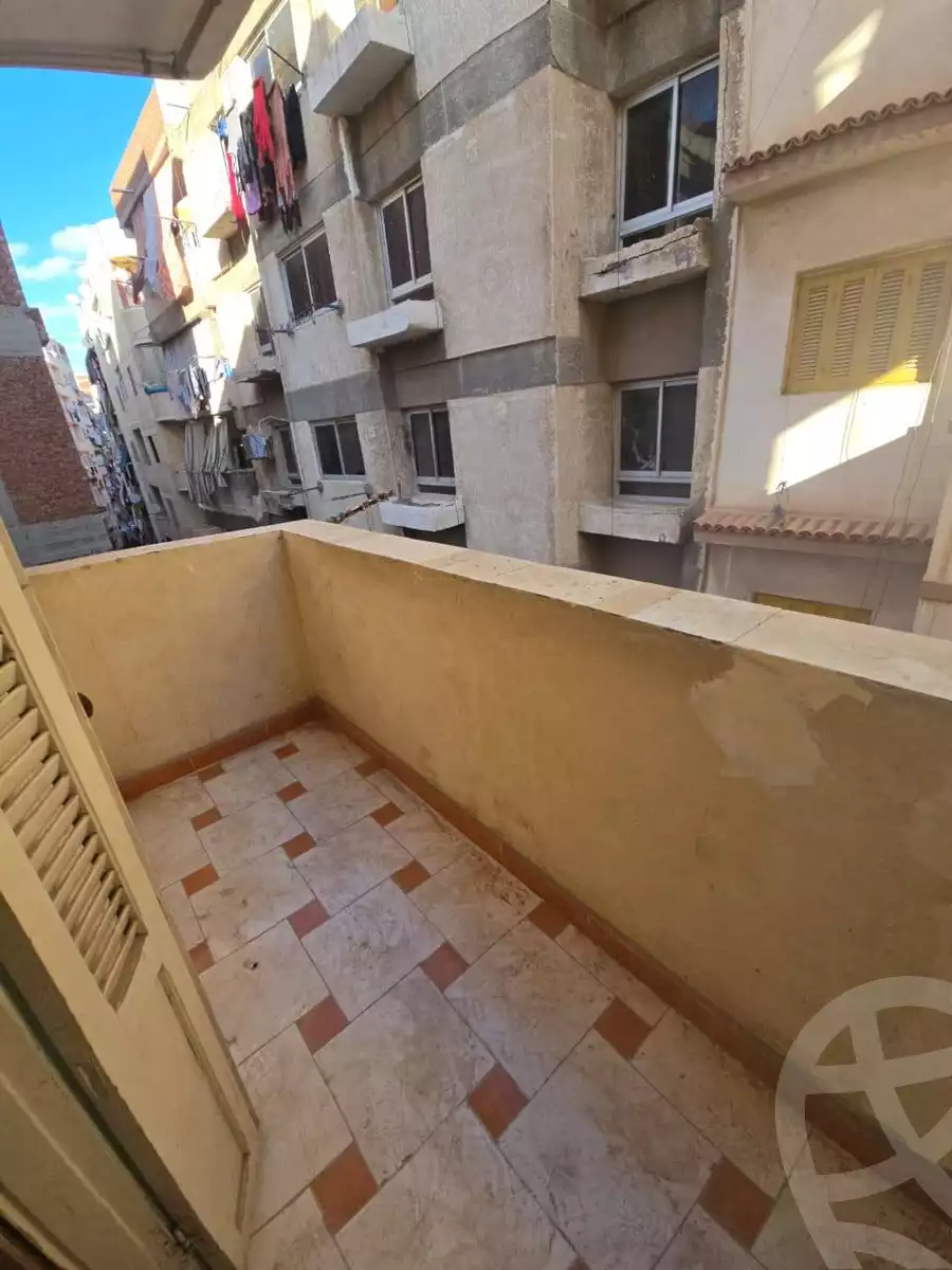 https://aqarmap.com.eg/ar/listing/5875147-for-sale-alexandria-l-jmy-lbytsh-ain-shams-st