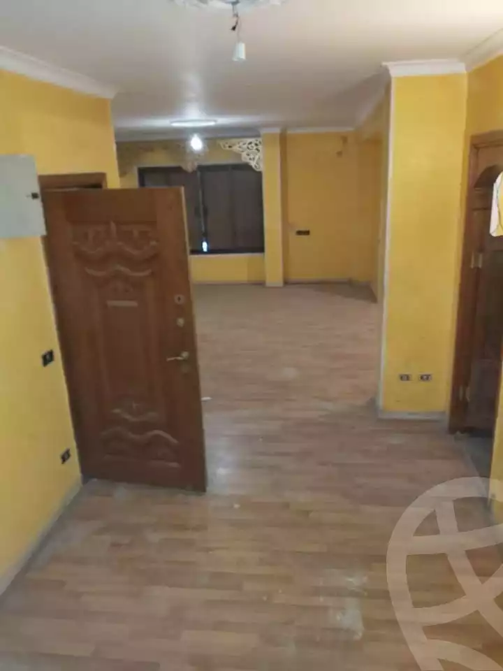 https://aqarmap.com.eg/ar/listing/5877004-for-rent-cairo-mokattam-lhdb-l-ly-shareaa-9