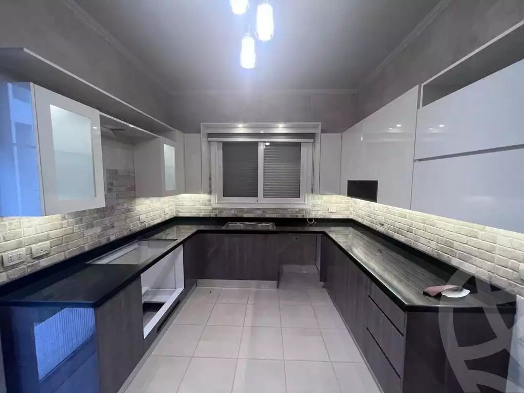 https://aqarmap.com.eg/ar/listing/5877371-for-rent-cairo-el-sheikh-zayed-city-compounds-atrio