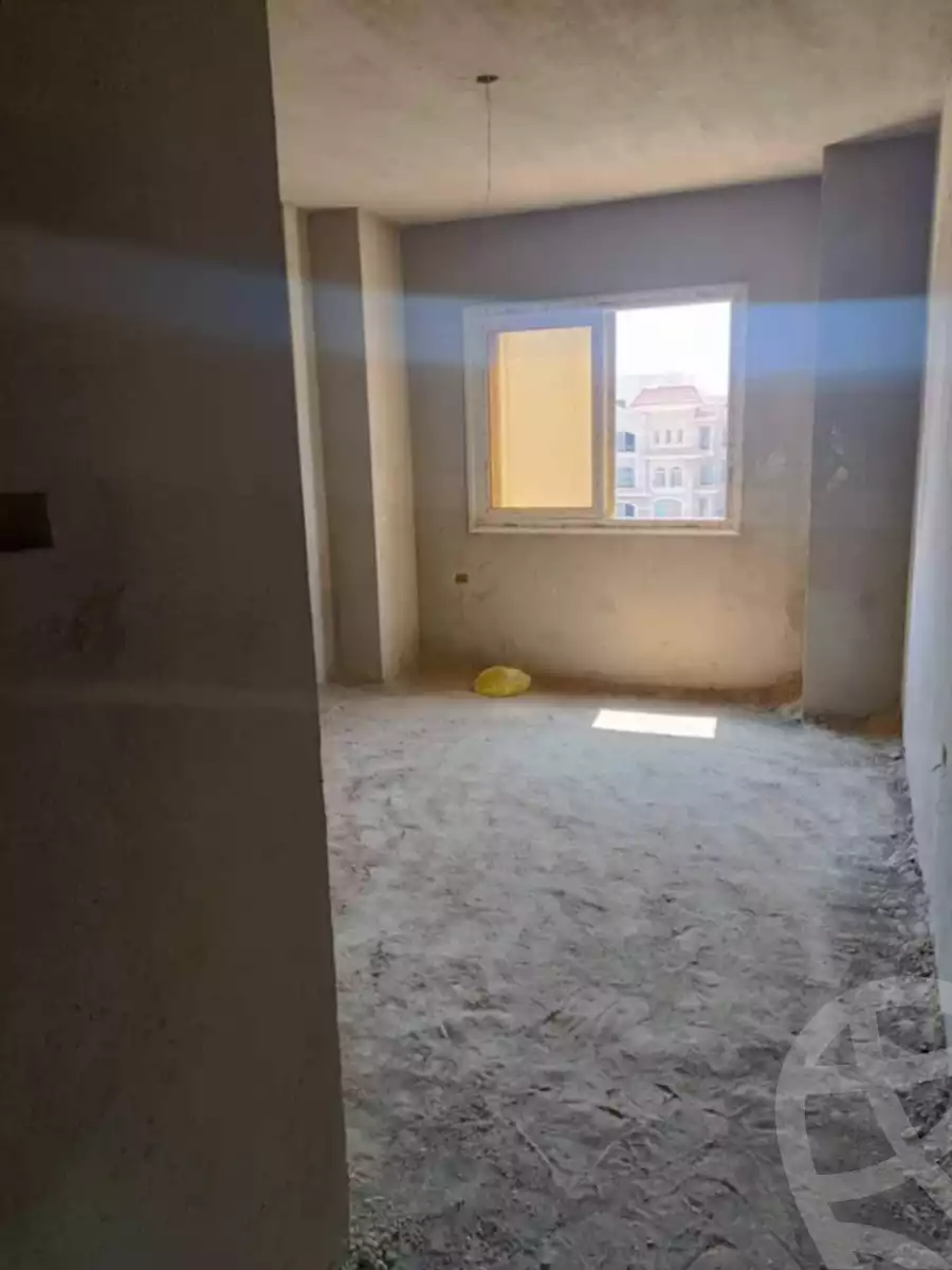 https://aqarmap.com.eg/en/listing/5877611-for-sale-cairo-new-cairo-compounds-loaloat-new-cairo
