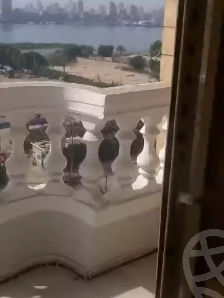 https://aqarmap.com.eg/en/listing/5877789-for-sale-cairo-helwan-hadayek-helwan-el-eshrein-st
