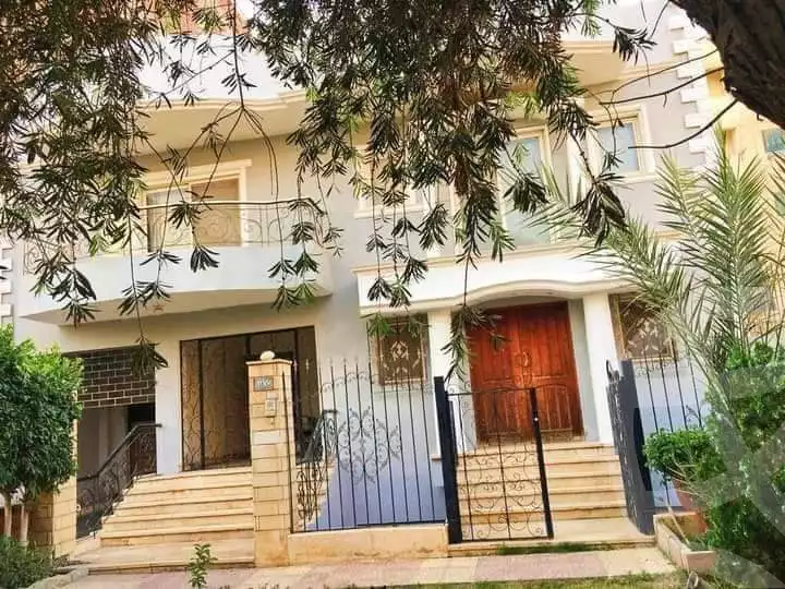 https://aqarmap.com.eg/en/listing/5877178-for-sale-cairo-mokattam-el-hadabah-el-wosta-7th-zone