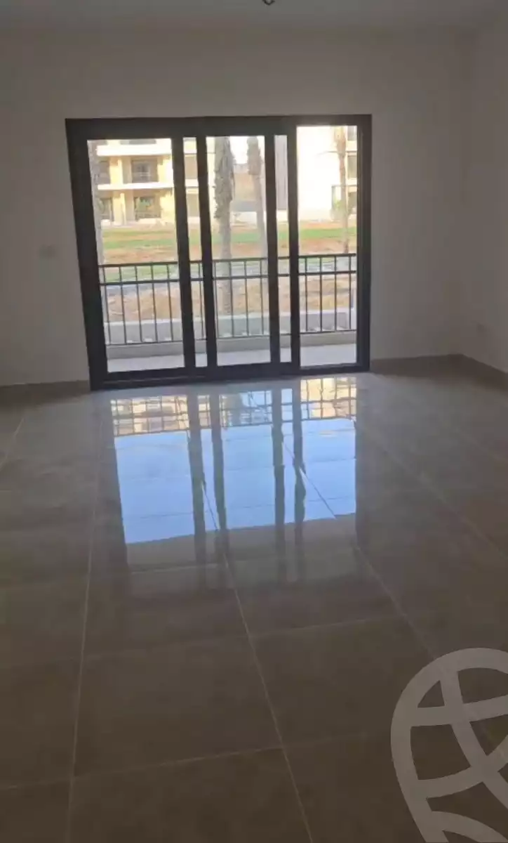 https://aqarmap.com.eg/en/listing/5878529-for-sale-cairo-new-cairo-compounds-fifth-square