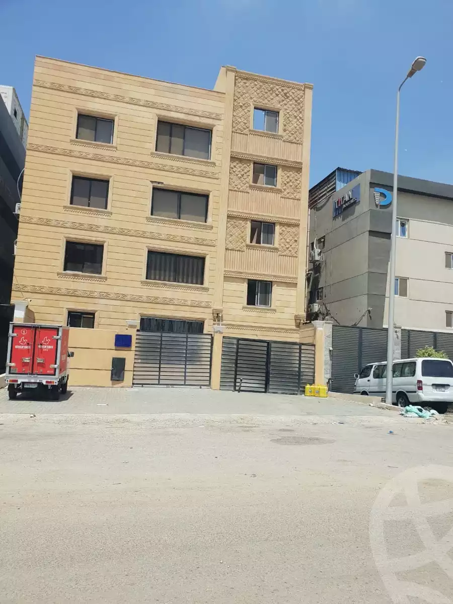 https://aqarmap.com.eg/en/listing/5879823-for-sale-cairo-new-cairo-el-maantiqah-el-sinaiyyah