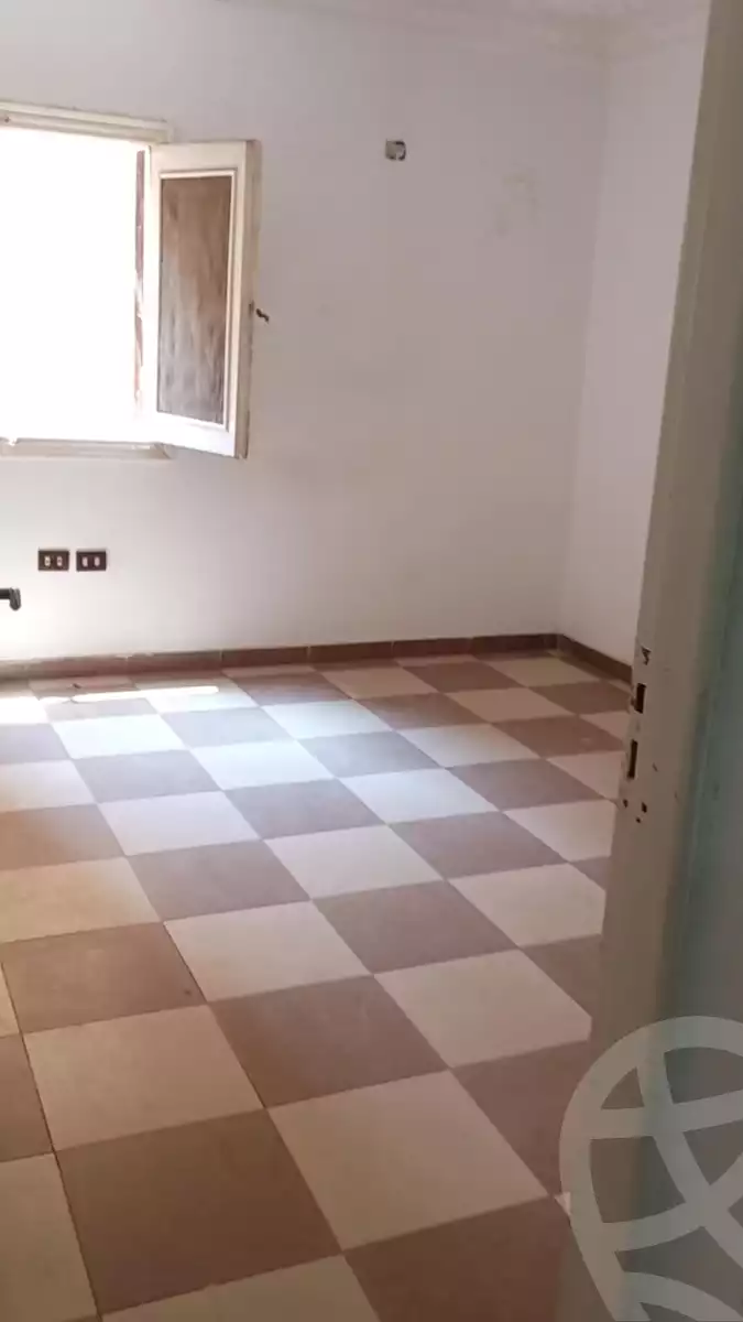 https://aqarmap.com.eg/en/listing/5880561-for-sale-cairo-helwan-mnshy-yn-hlwn-mansour-st